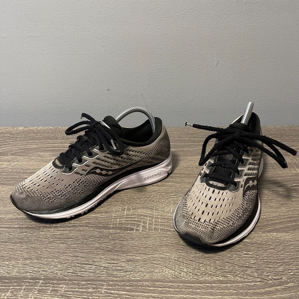 Saucony Ride 13 Shoes Women's 7 Black Gray Road Race Running Athletic Trainer